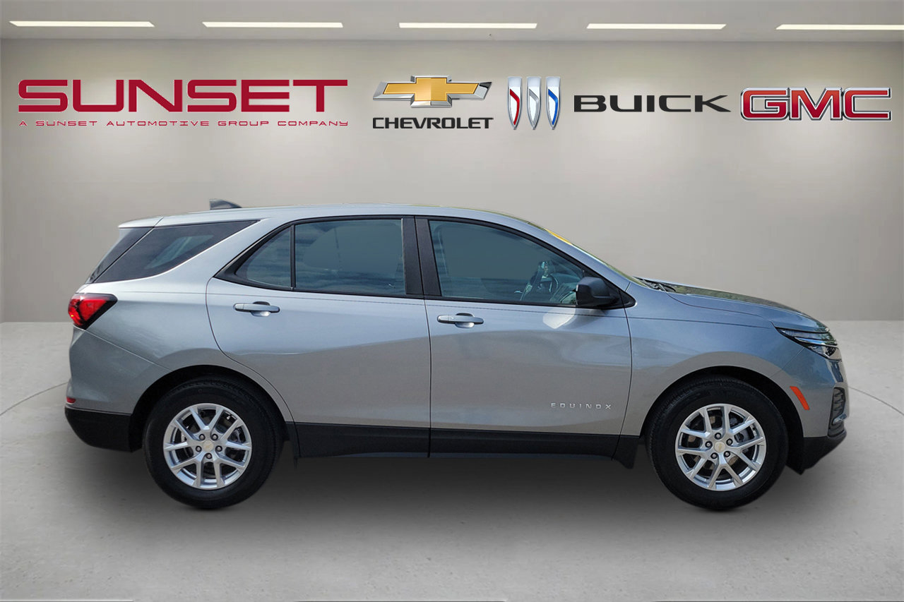 Certified 2023 Chevrolet Equinox LS image 3