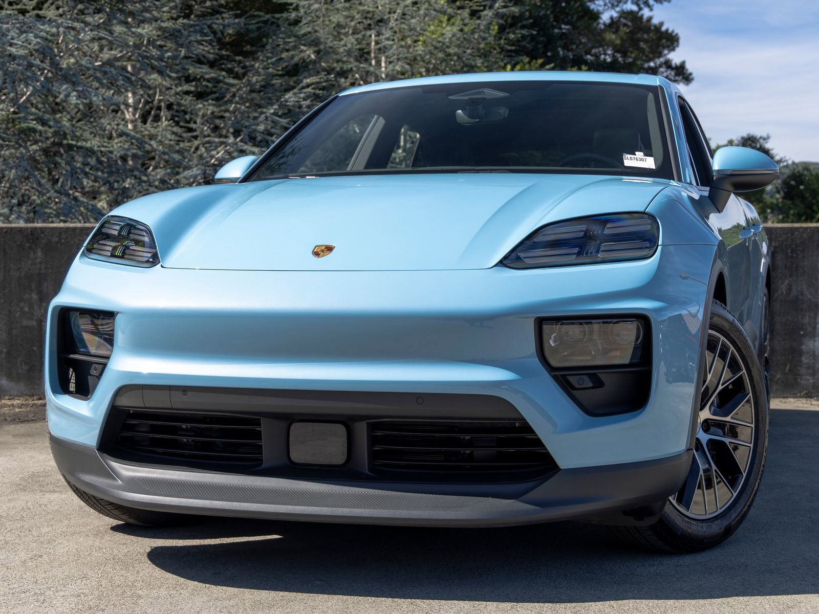 New 2025 Porsche Macan Electric RWD image 7