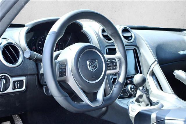 Used 2014 SRT Viper GTS w/ GTS Laguna Interior Package RWD image 19