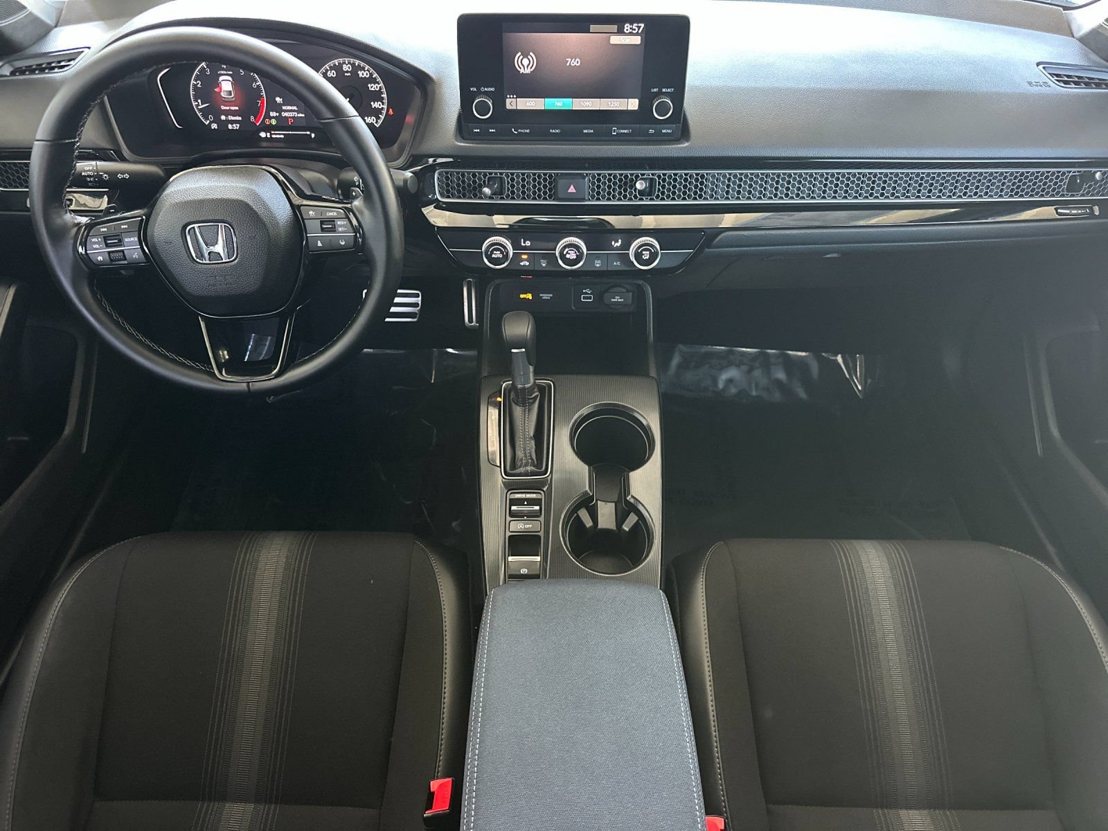 Used 2024 Honda Civic Sport image 12