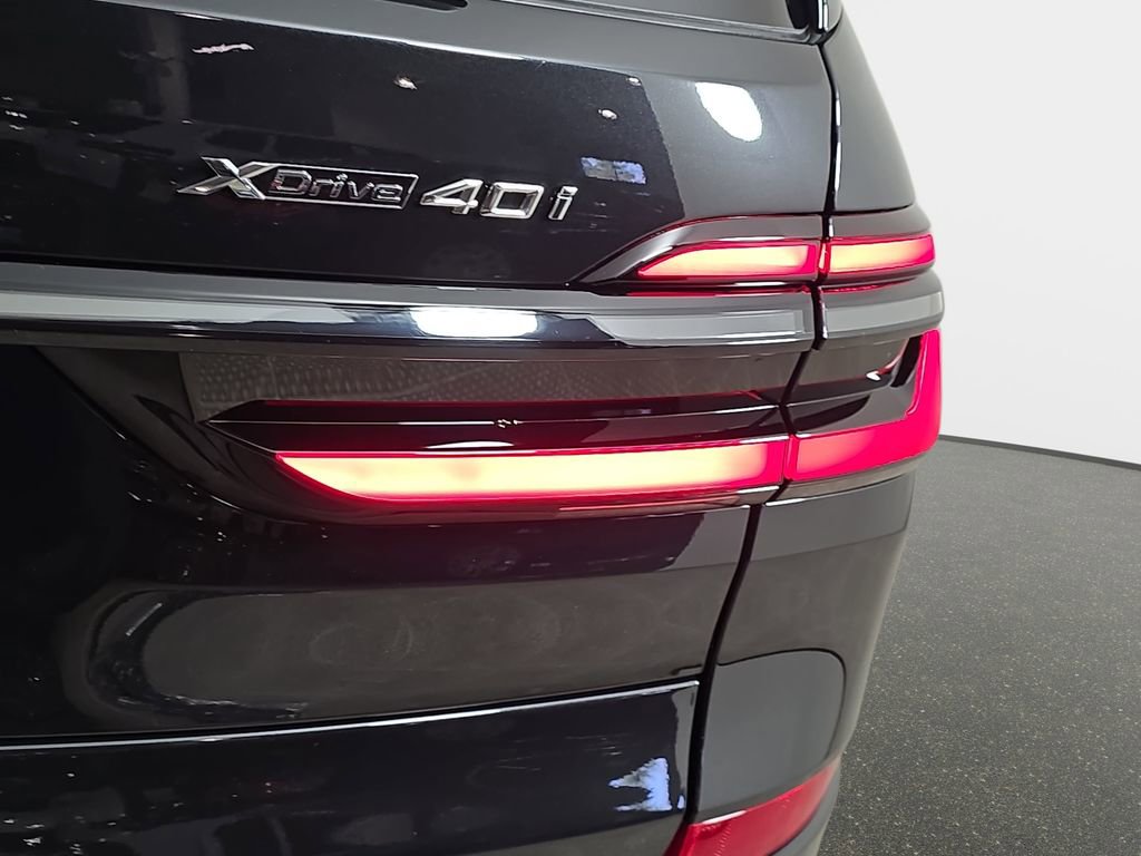 New 2026 BMW X7 xDrive40i image 36