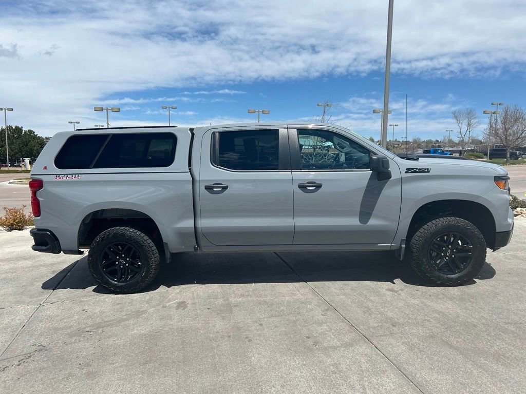Used 2024 Chevrolet Silverado 1500 Custom Trail Boss w/ LPO, Dark Essentials Package AWD/4WD image 10