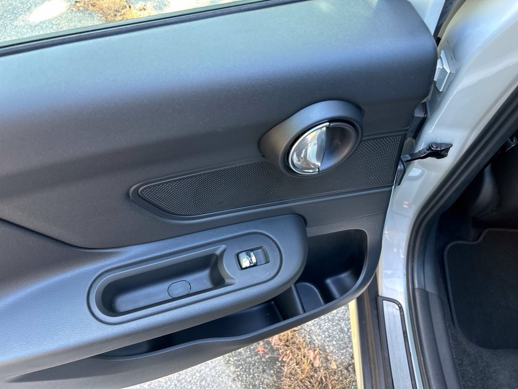 Used 2021 MINI Cooper Countryman FWD image 28