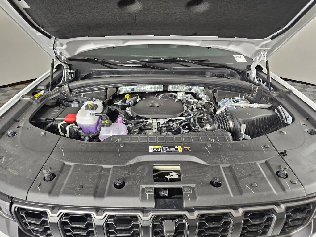 New 2026 Jeep Grand Cherokee Limited AWD/4WD image 12