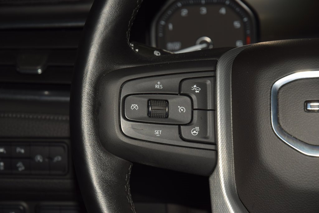 Used 2021 GMC Yukon XL Denali image 39