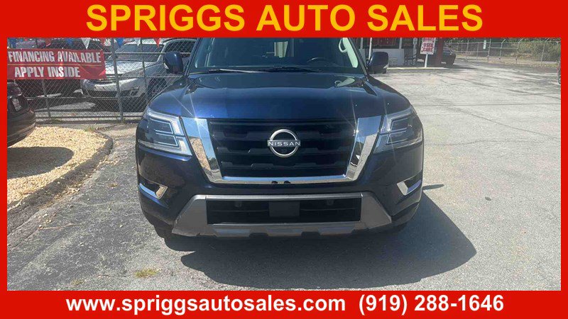 Used 2024 Nissan Armada SL w/ Captain's Chairs Package AWD/4WD image 2