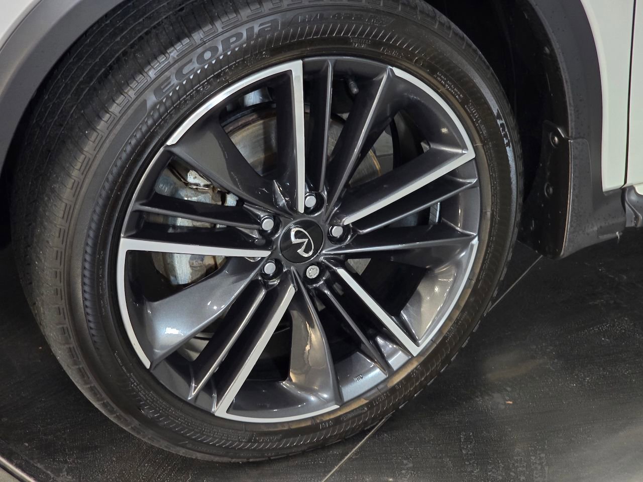 Used 2022 INFINITI QX55 Essential w/ Proassist Package image 13