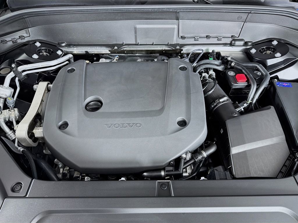 New 2026 Volvo XC90 B6 Ultra w/ Protection Package image 33