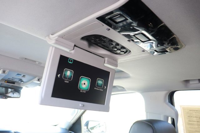 Used 2018 GMC Yukon Denali w/ Denali Ultimate Package image 28