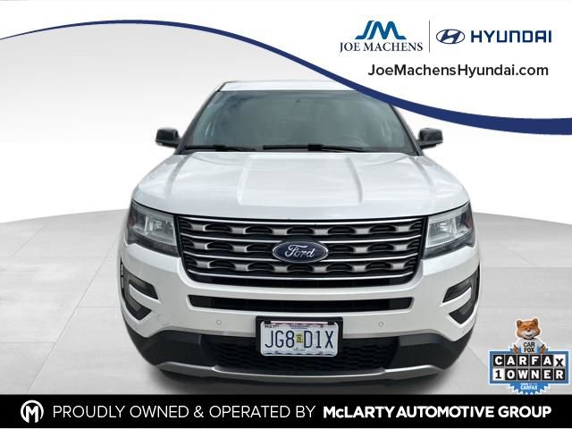 Used 2016 Ford Explorer XLT w/ Equipment Group 202A AWD/4WD image 2