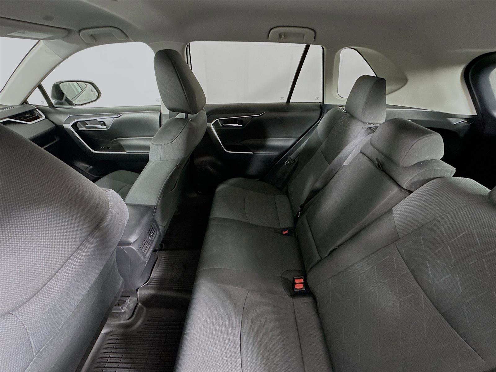 Certified 2025 Toyota RAV4 XLE AWD/4WD image 11