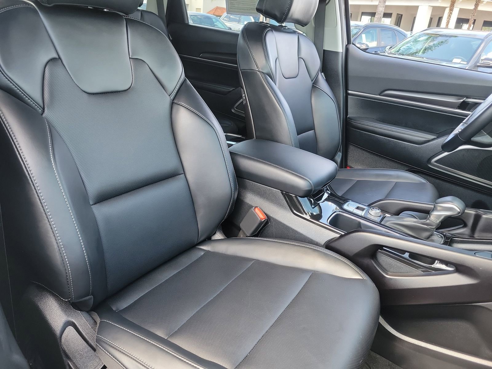 Used 2025 Kia Telluride S AWD/4WD image 25