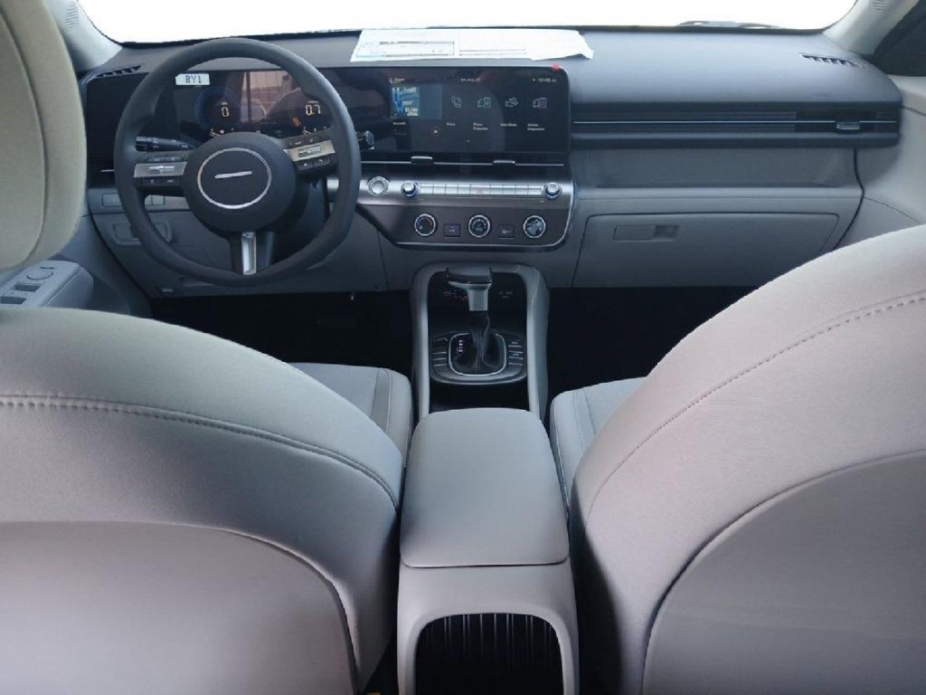 New 2027 Hyundai Kona SE FWD image 10