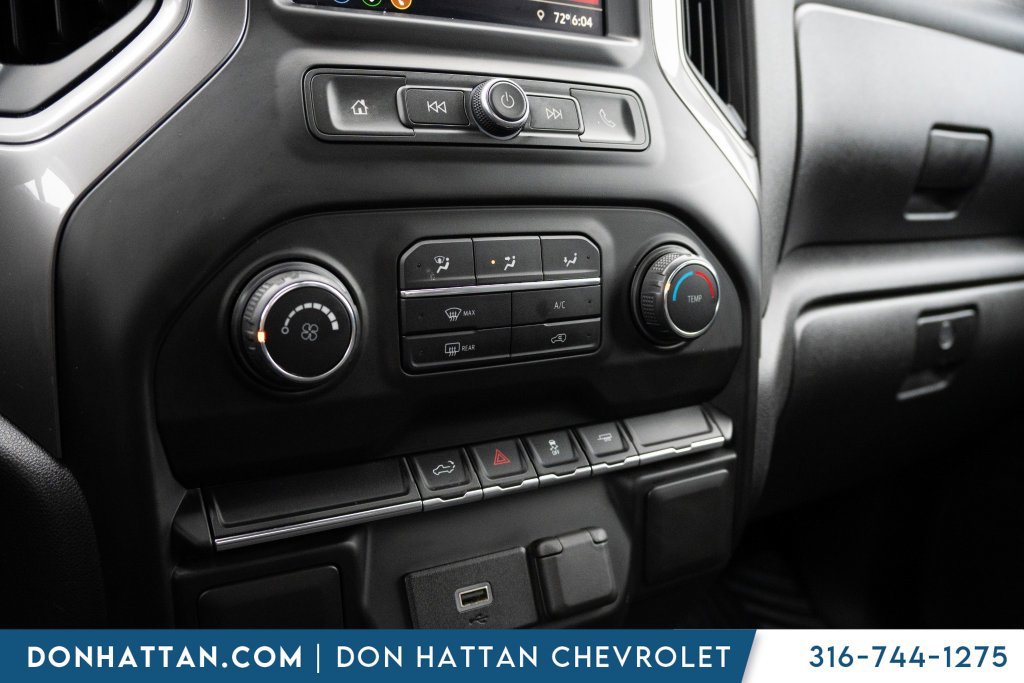 Used 2020 Chevrolet Silverado 1500 Custom w/ Custom Value Package RWD image 9