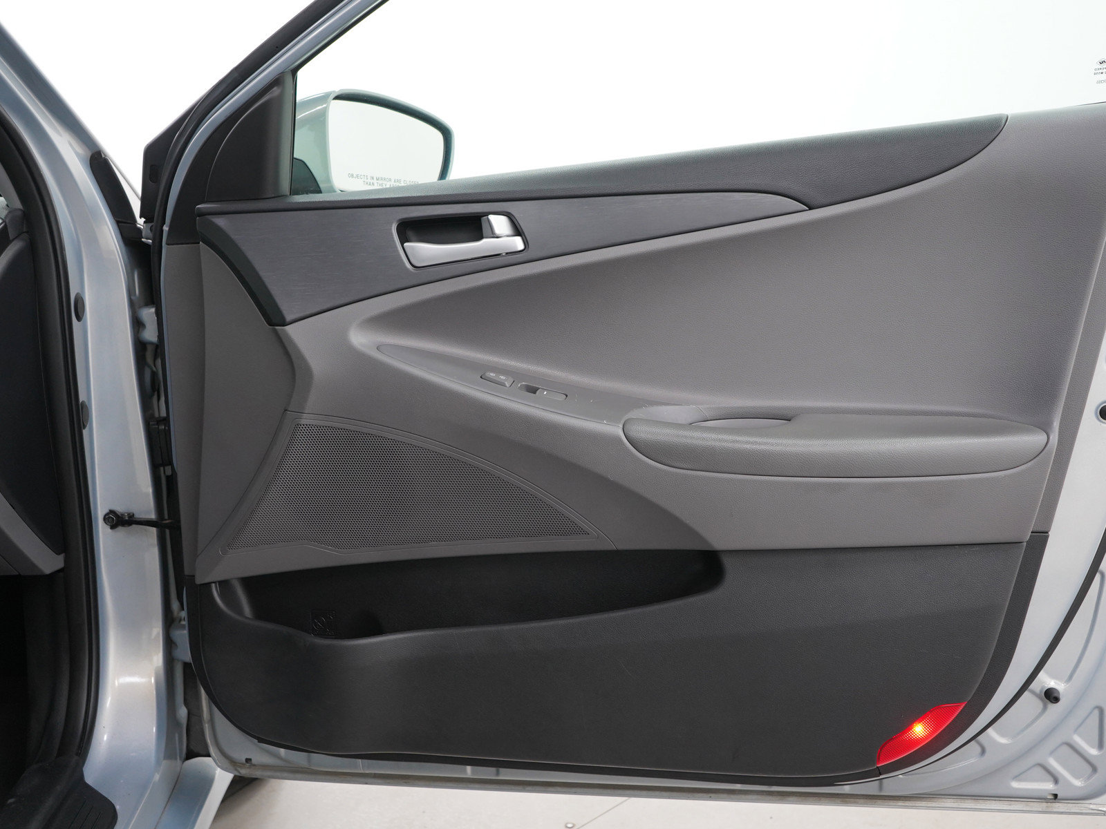 Used 2011 Hyundai Sonata GLS FWD image 9