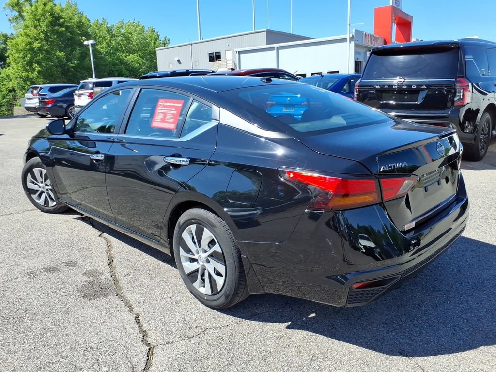 Certified 2025 Nissan Altima 2.5 S FWD image 16