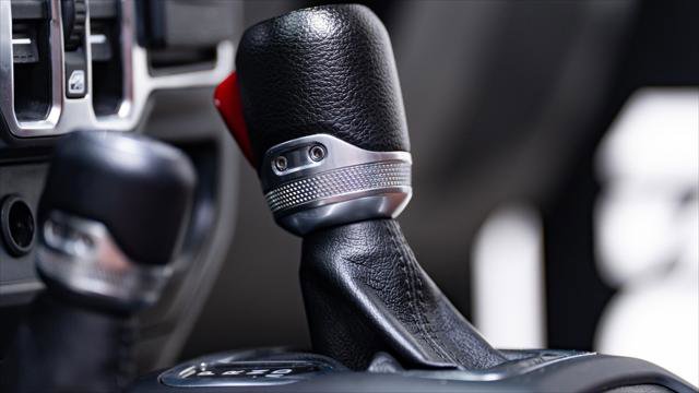 Used 2022 Jeep Gladiator Sport image 34