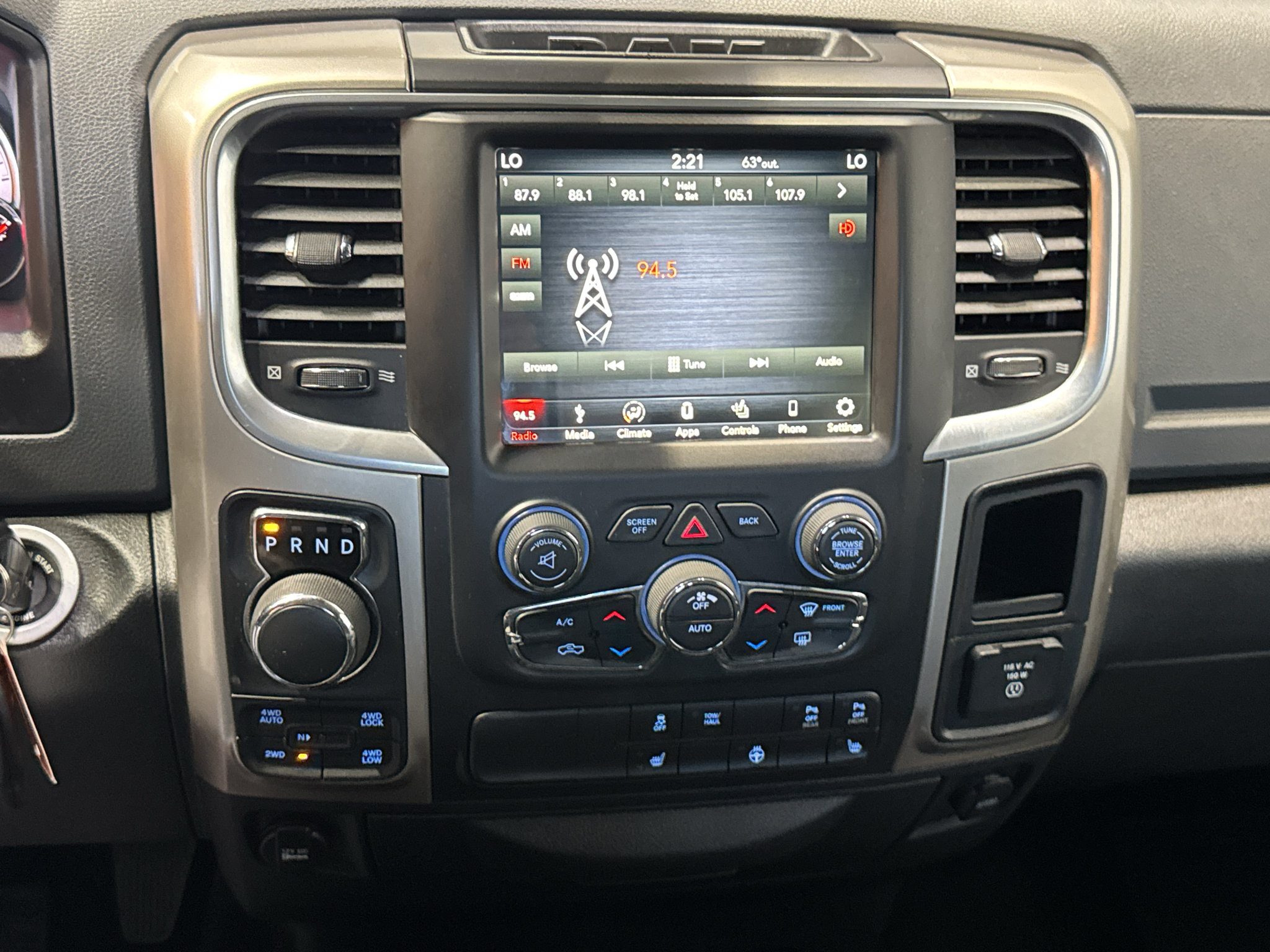 Used 2018 RAM 1500 Big Horn AWD/4WD image 25
