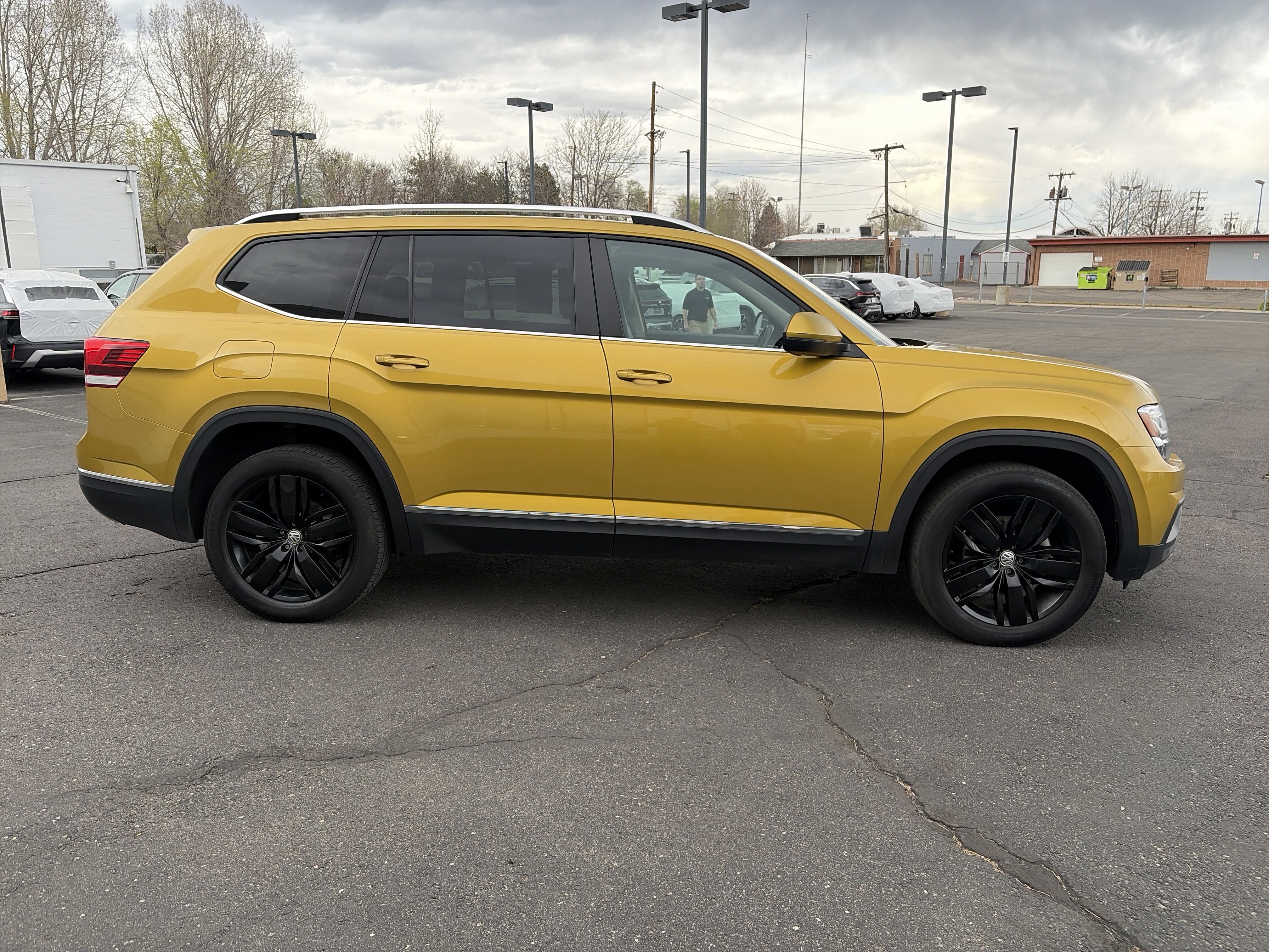 Used 2018 Volkswagen Atlas SEL image 4