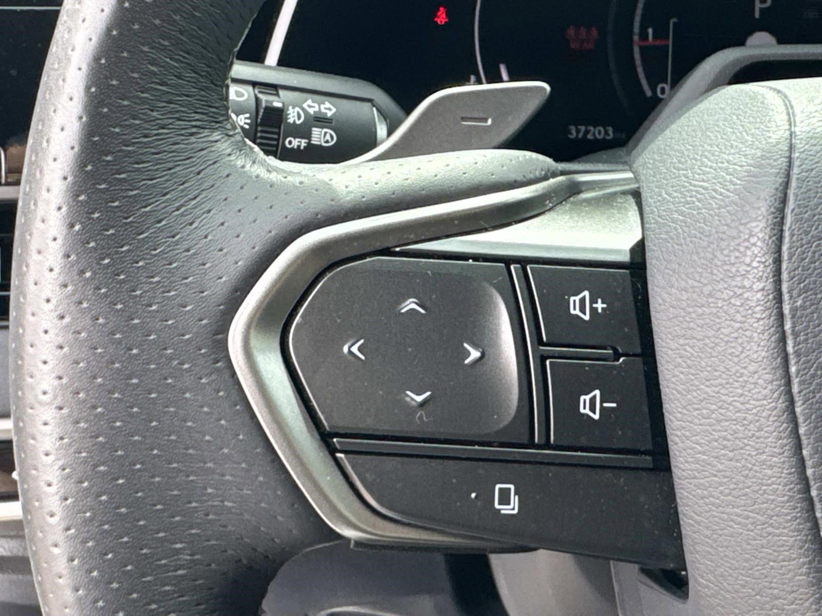 Used 2023 Lexus RX 350 F Sport w/ Cold Area Package AWD/4WD image 30