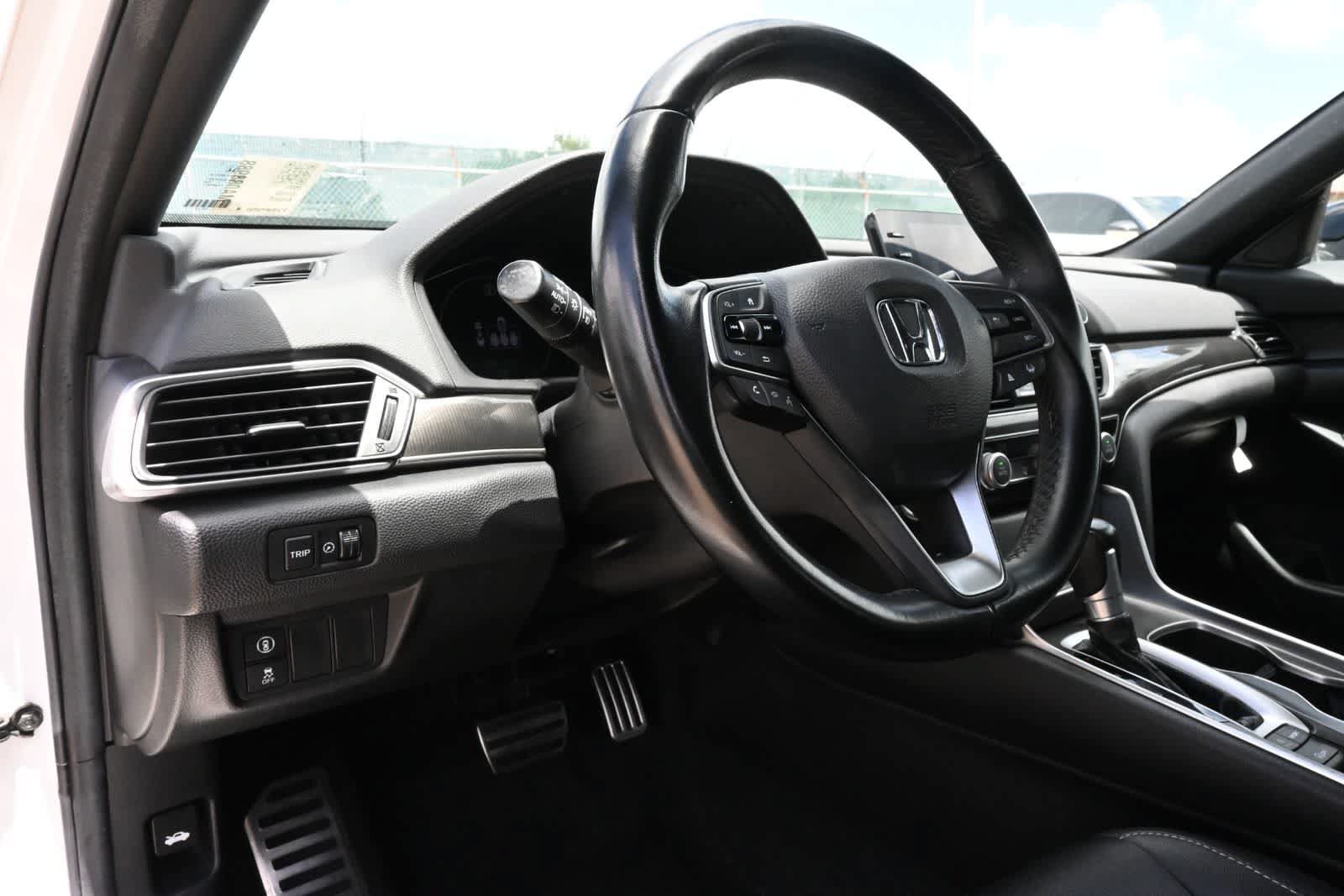 Used 2021 Honda Accord Sport image 16