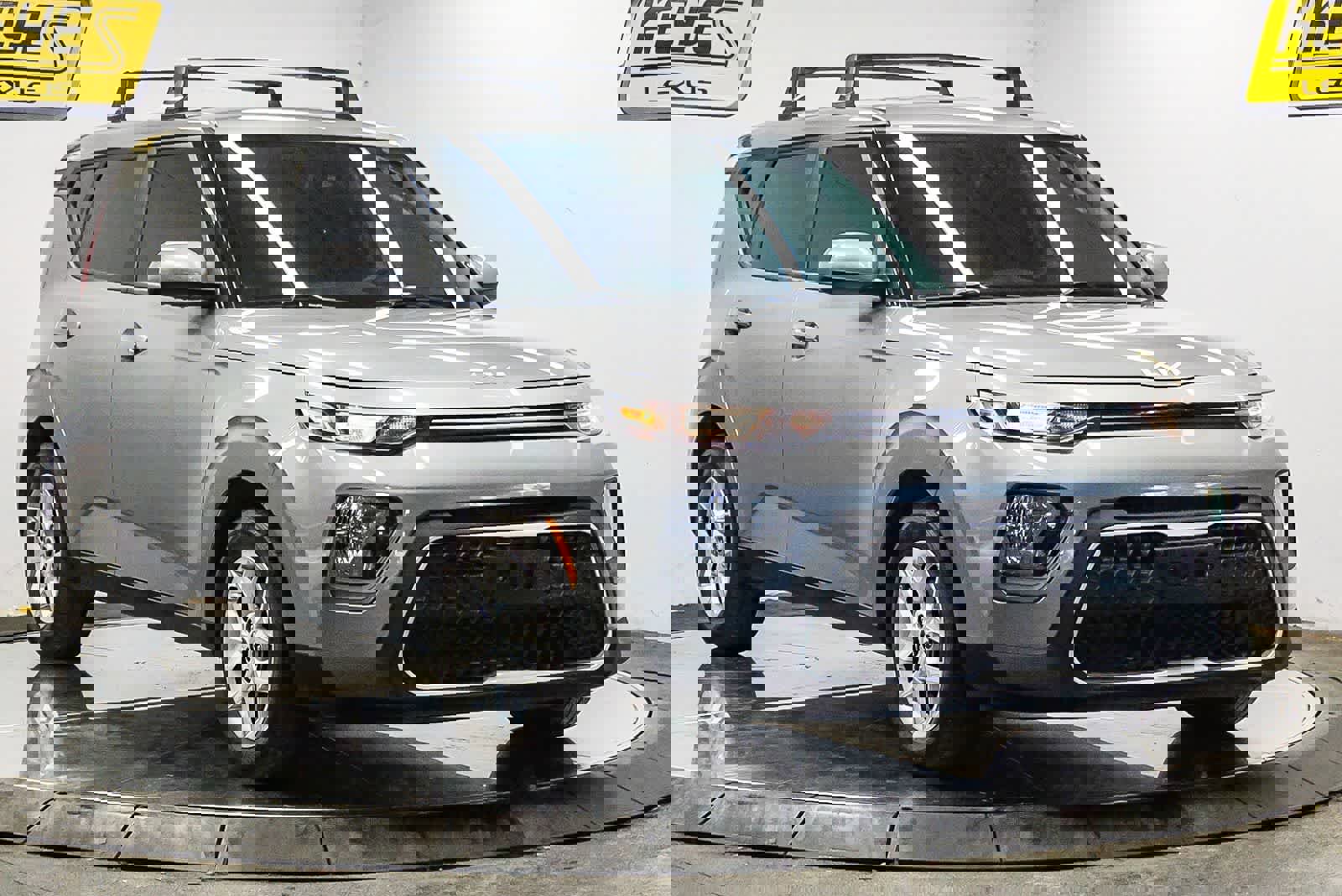 Used 2022 Kia Soul LX w/ Technology Package image 5