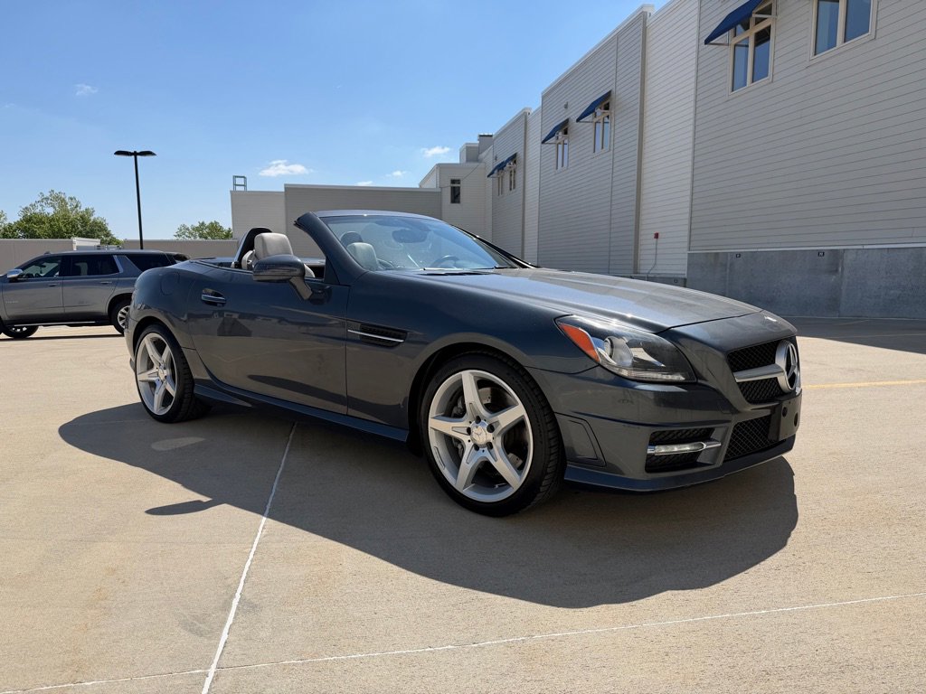 Used 2012 Mercedes-Benz SLK 350 image 1