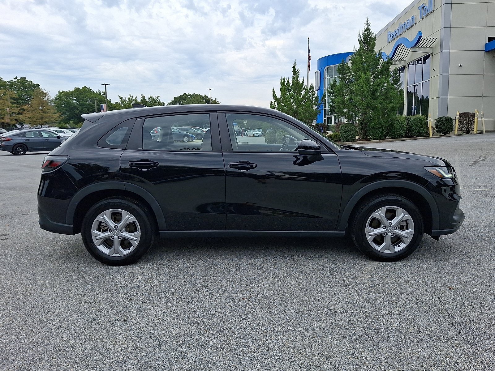 Used 2024 Honda HR-V LX image 7