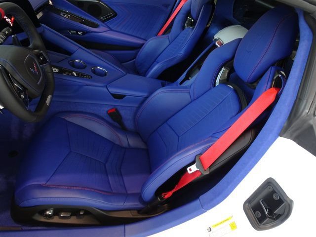 New 2027 Chevrolet Corvette Grand Sport w/ Z52 Sport Performance Package RWD image 9