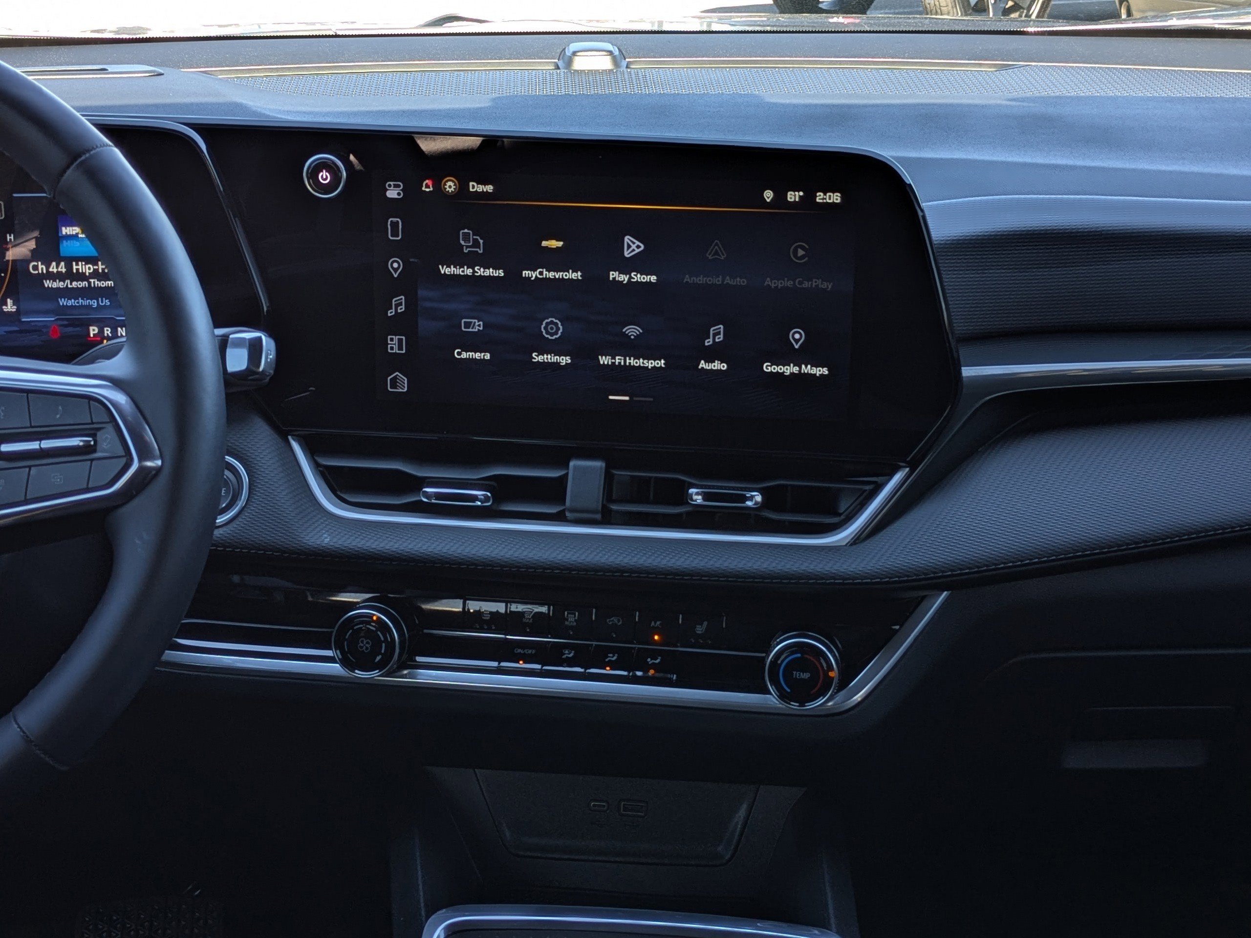 Used 2026 Chevrolet Equinox LT image 18