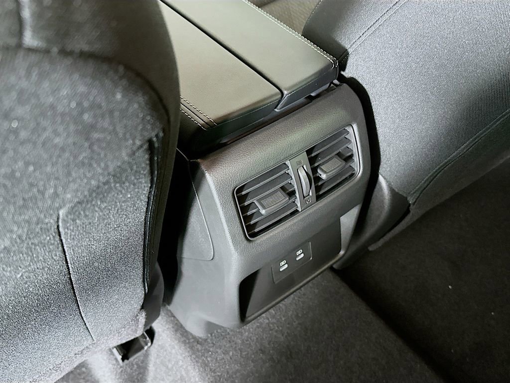 New 2026 Nissan Rogue SV image 31