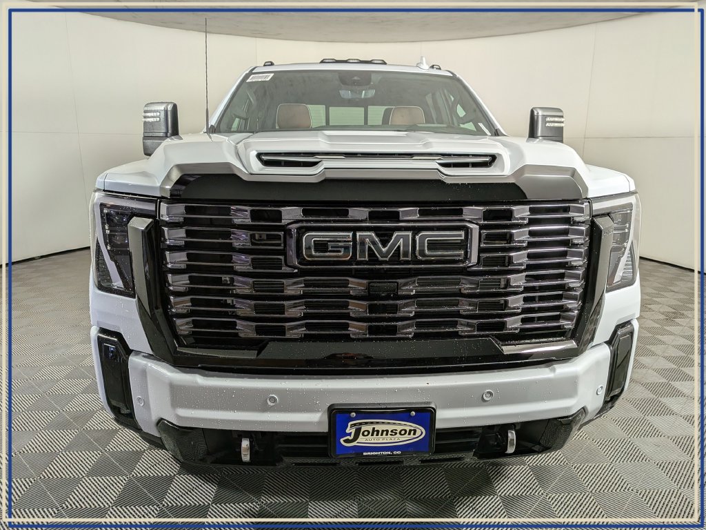 New 2026 GMC Sierra 3500 Denali Ultimate AWD/4WD image 2