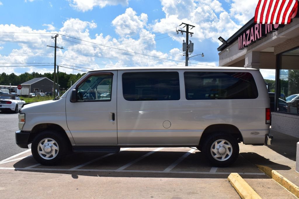 Used 2012 Ford E-350 and Econoline 350 XLT RWD image 5