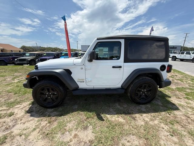 Used 2018 Jeep Wrangler Sport AWD/4WD image 4