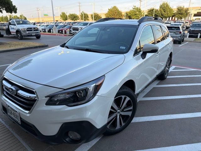 Used 2018 Subaru Outback 3.6R Limited AWD/4WD image 2