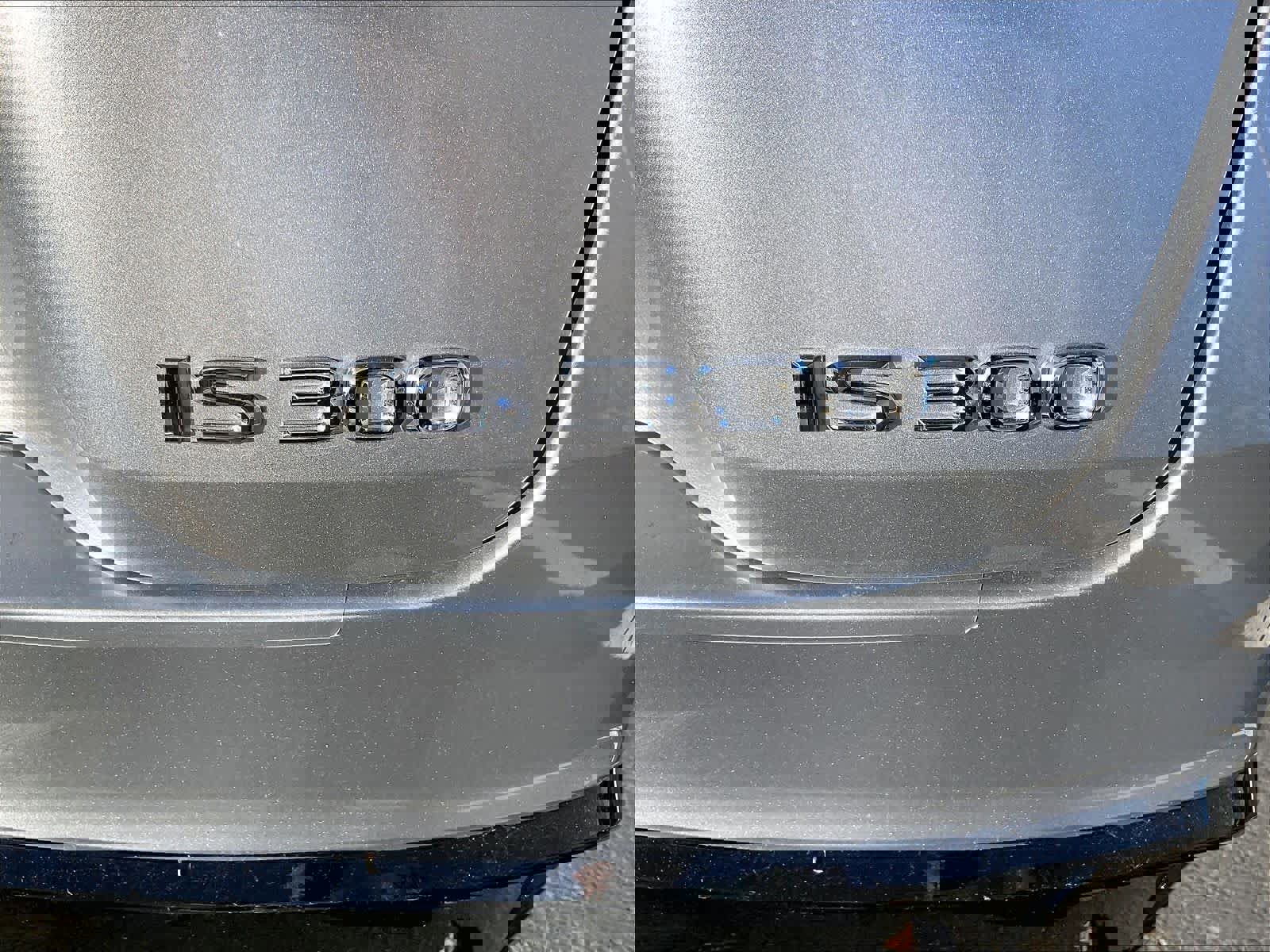 Used 2025 Lexus IS 300 F Sport image 11