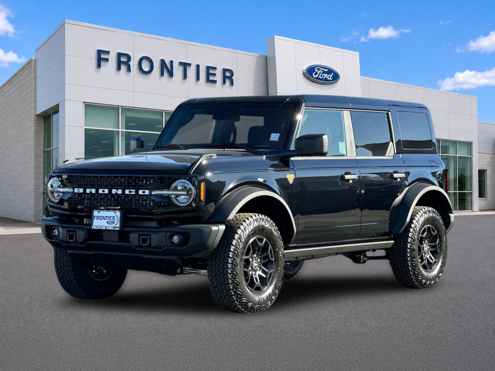 New 2026 Ford Bronco Badlands w/ Black Appearance Package AWD/4WD image 8