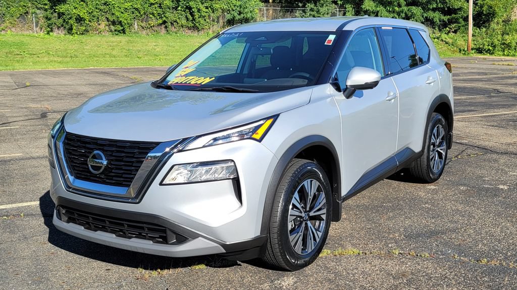 Used 2021 Nissan Rogue SV FWD image 3