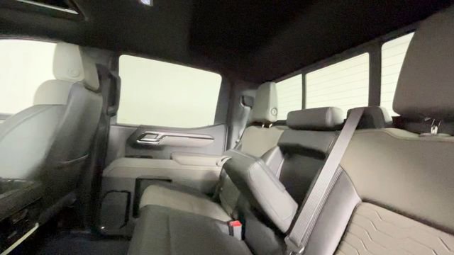 Used 2022 Chevrolet Silverado 1500 ZR2 w/ Technology Package AWD/4WD image 17