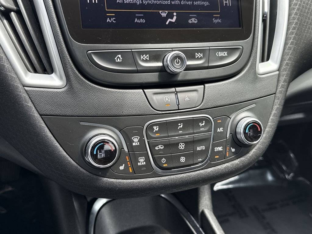 Used 2024 Chevrolet Malibu LT FWD image 19