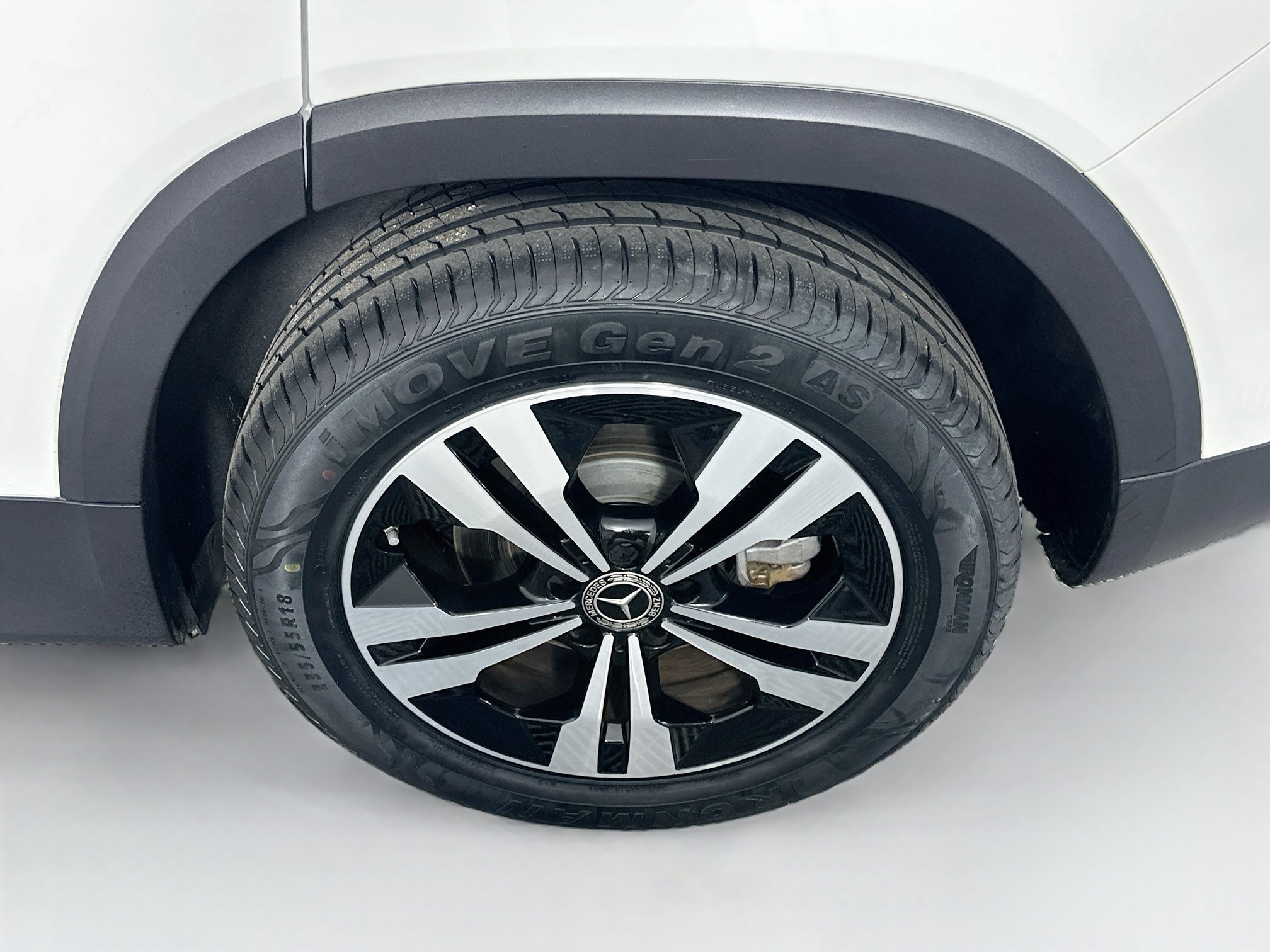 Used 2025 Mercedes-Benz GLB 250 image 11