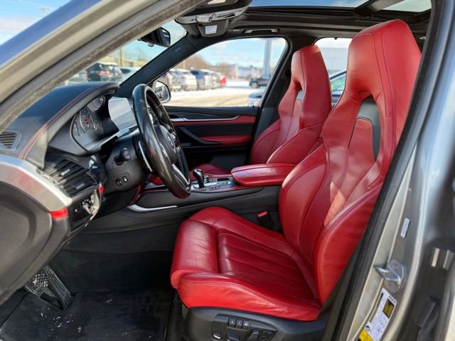 Used 2017 BMW X5 M image 2