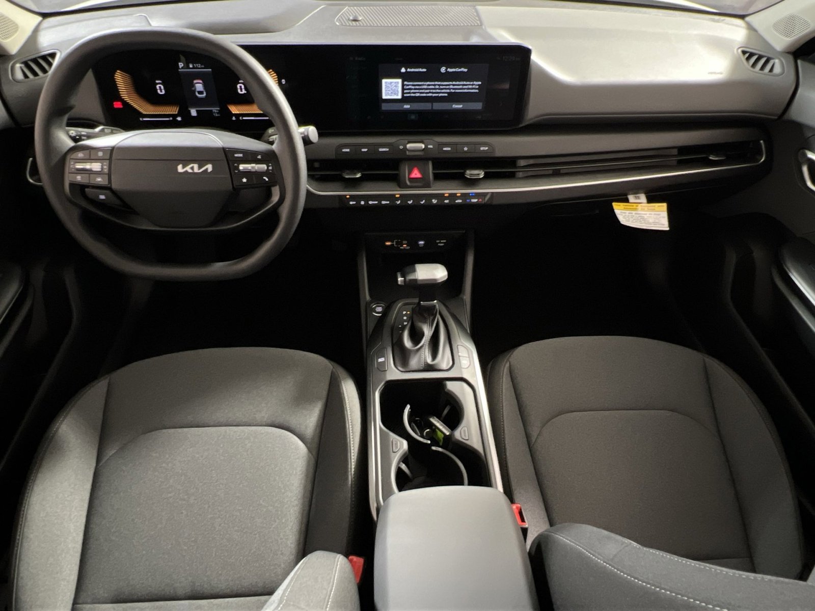 New 2025 Kia K4 LXS image 21