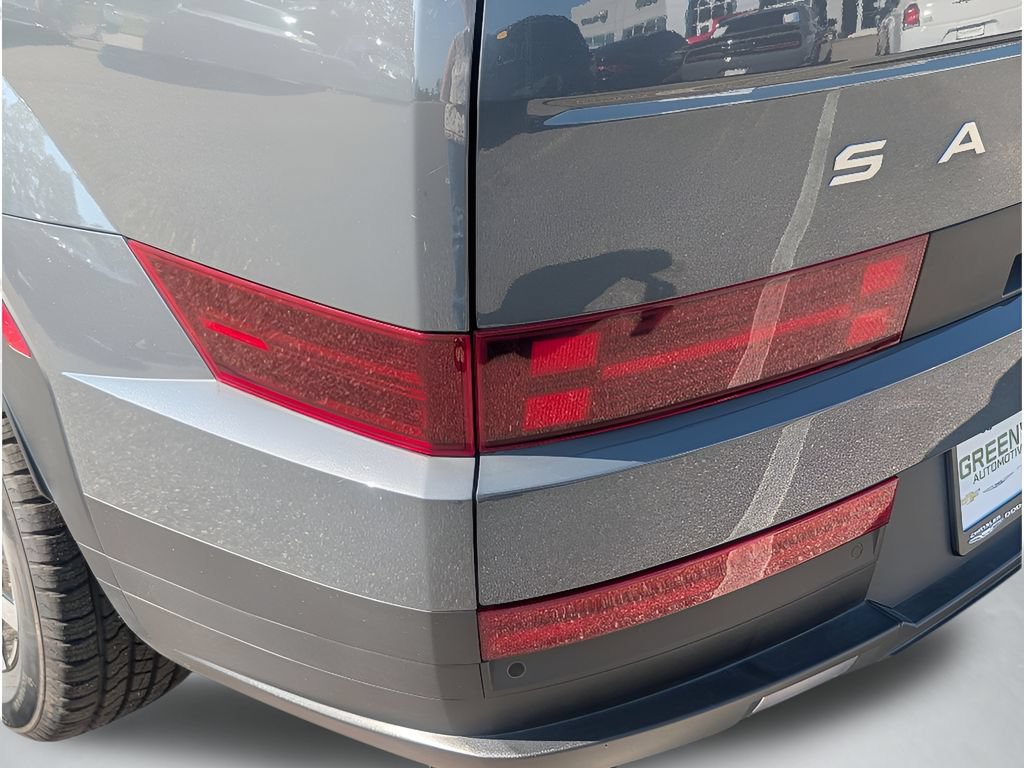 Used 2025 Hyundai Santa Fe SEL FWD image 4