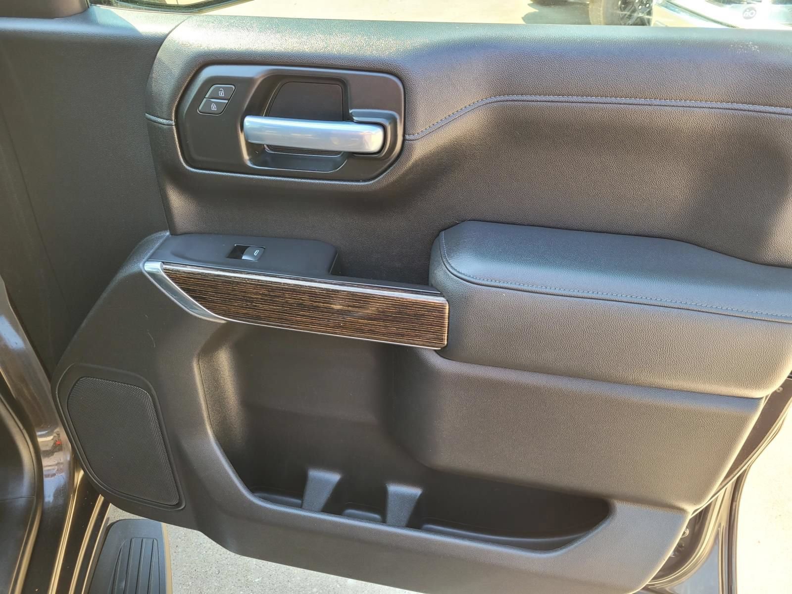 Used 2021 GMC Sierra 1500 Elevation w/ Driver Alert Package I RWD image 7