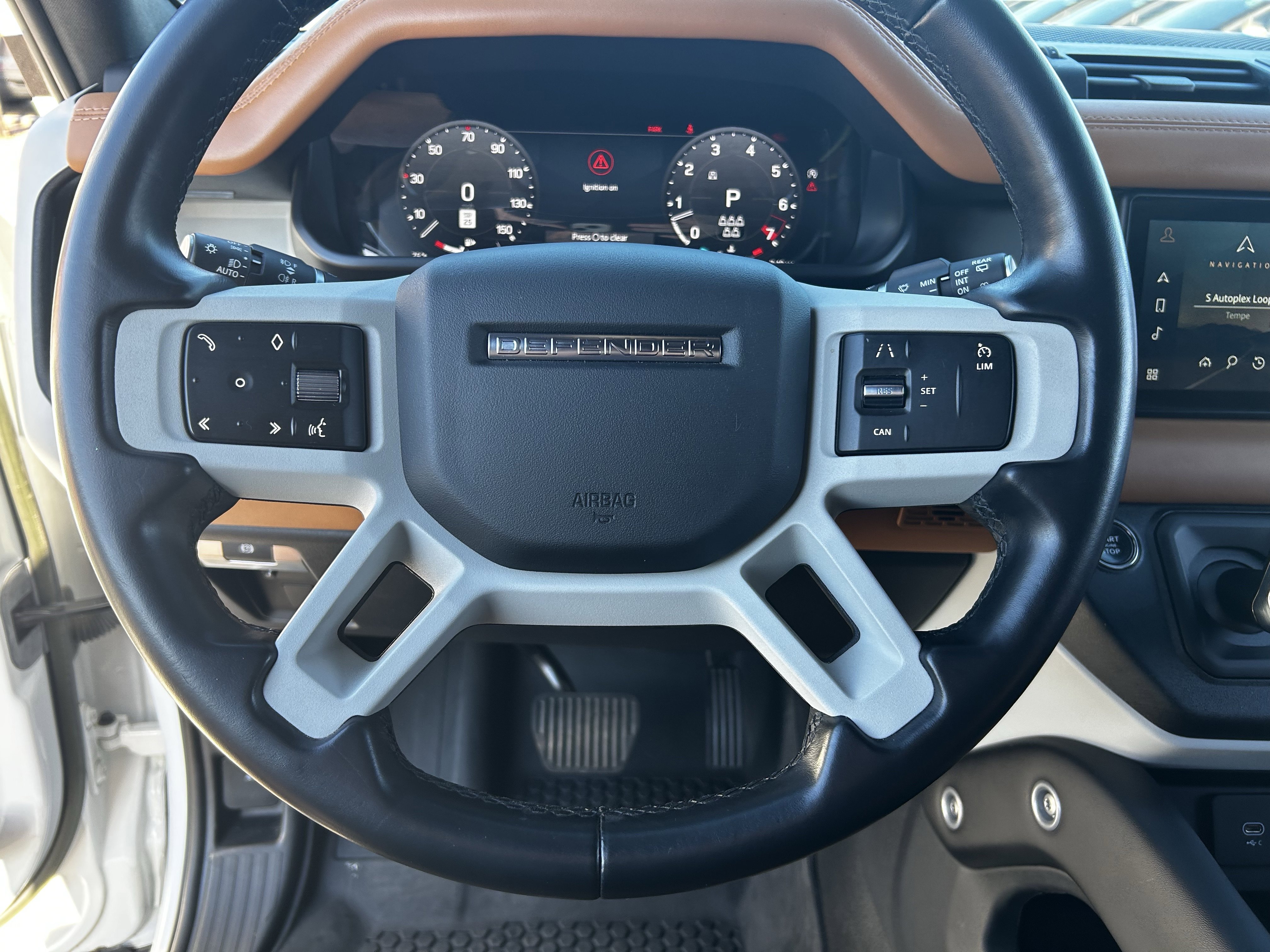 Used 2023 Land Rover Defender 110 X-Dynamic SE image 22