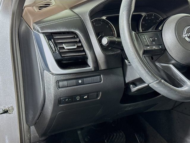 Used 2023 Nissan Rogue SL w/ SL Premium Package FWD image 8