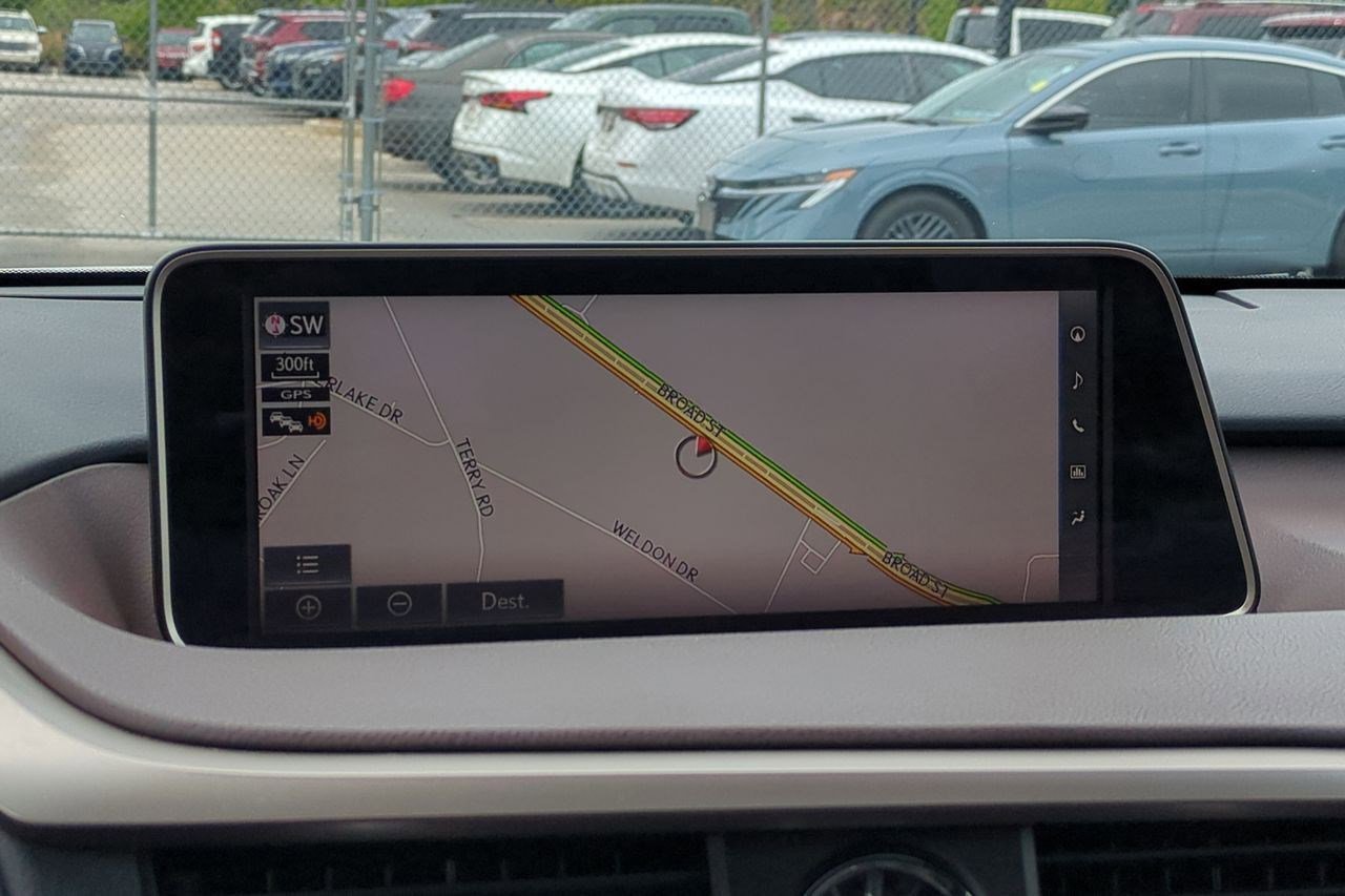 Used 2018 Lexus RX 350L FWD image 24