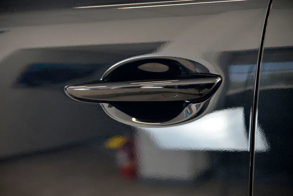 Certified 2025 MAZDA CX-70 Plug-In Hybrid w/ Premium Plus AWD/4WD image 13