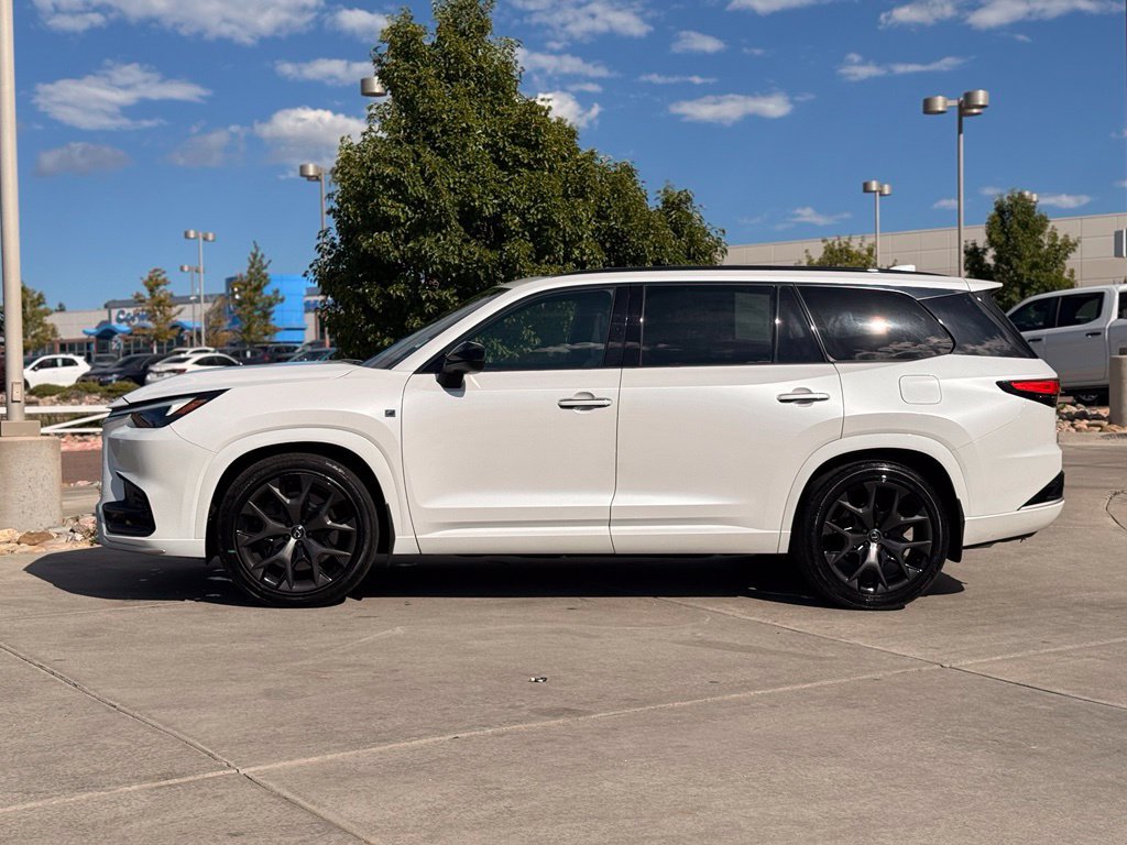Used 2024 Lexus TX 500h AWD image 5